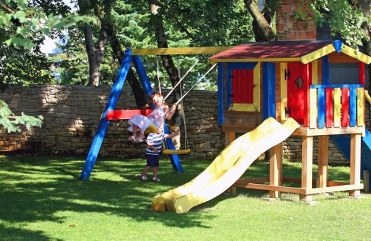 Tinjan Villa Kringa מראה חיצוני תמונה