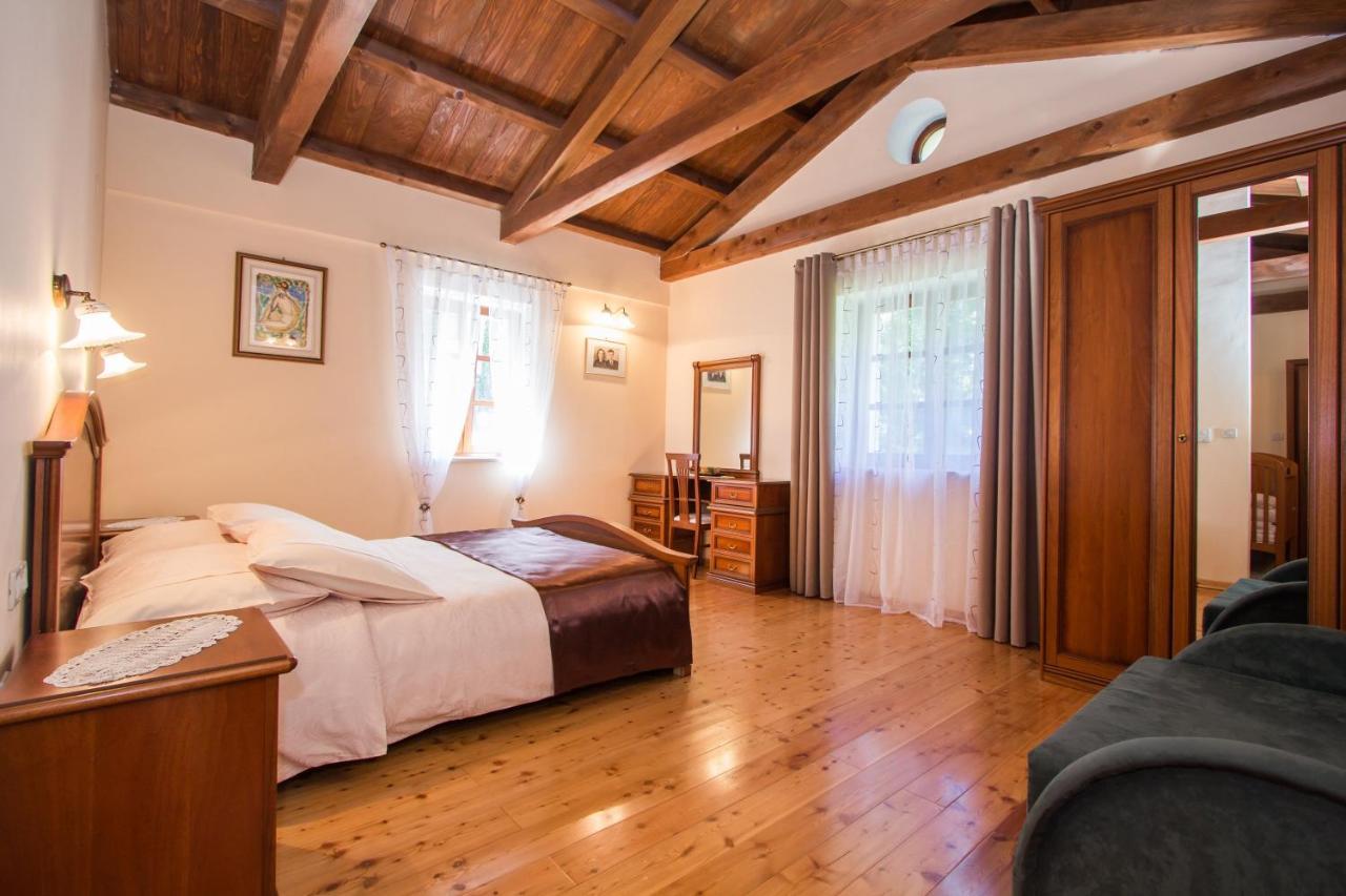 Tinjan Villa Kringa מראה חיצוני תמונה