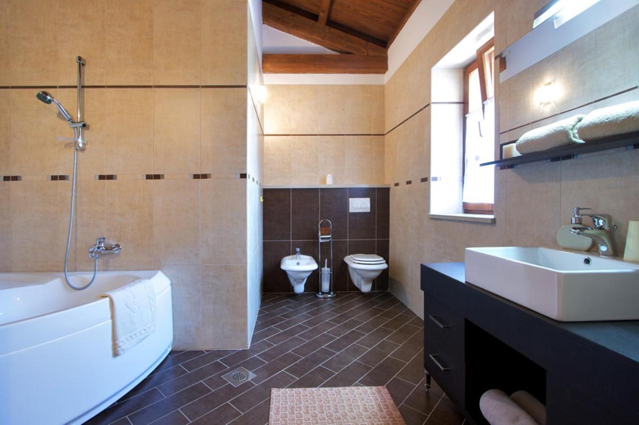 Tinjan Villa Kringa מראה חיצוני תמונה