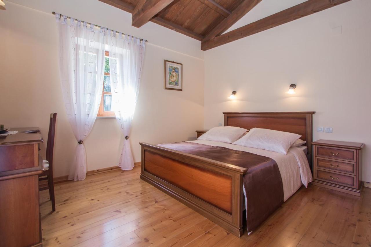 Tinjan Villa Kringa מראה חיצוני תמונה