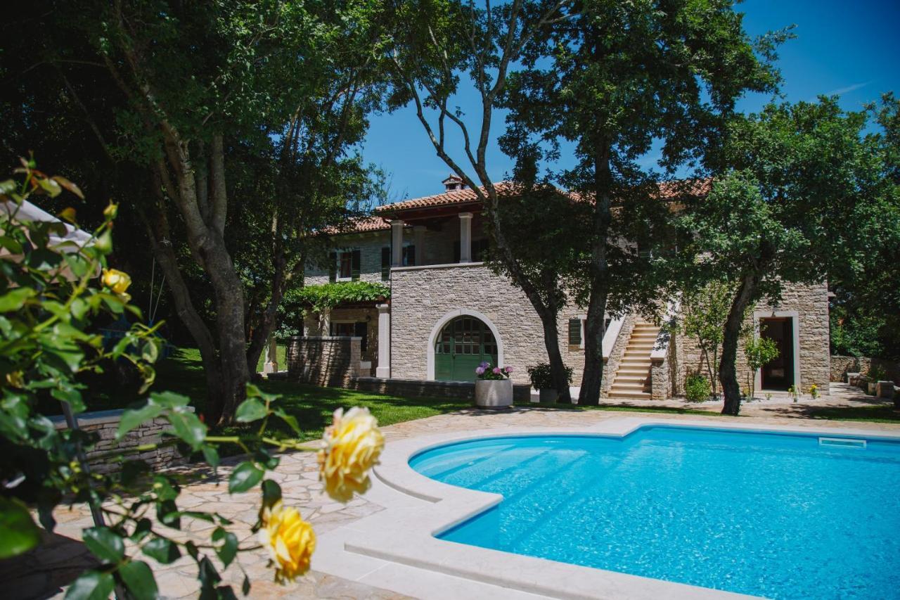 Tinjan Villa Kringa מראה חיצוני תמונה