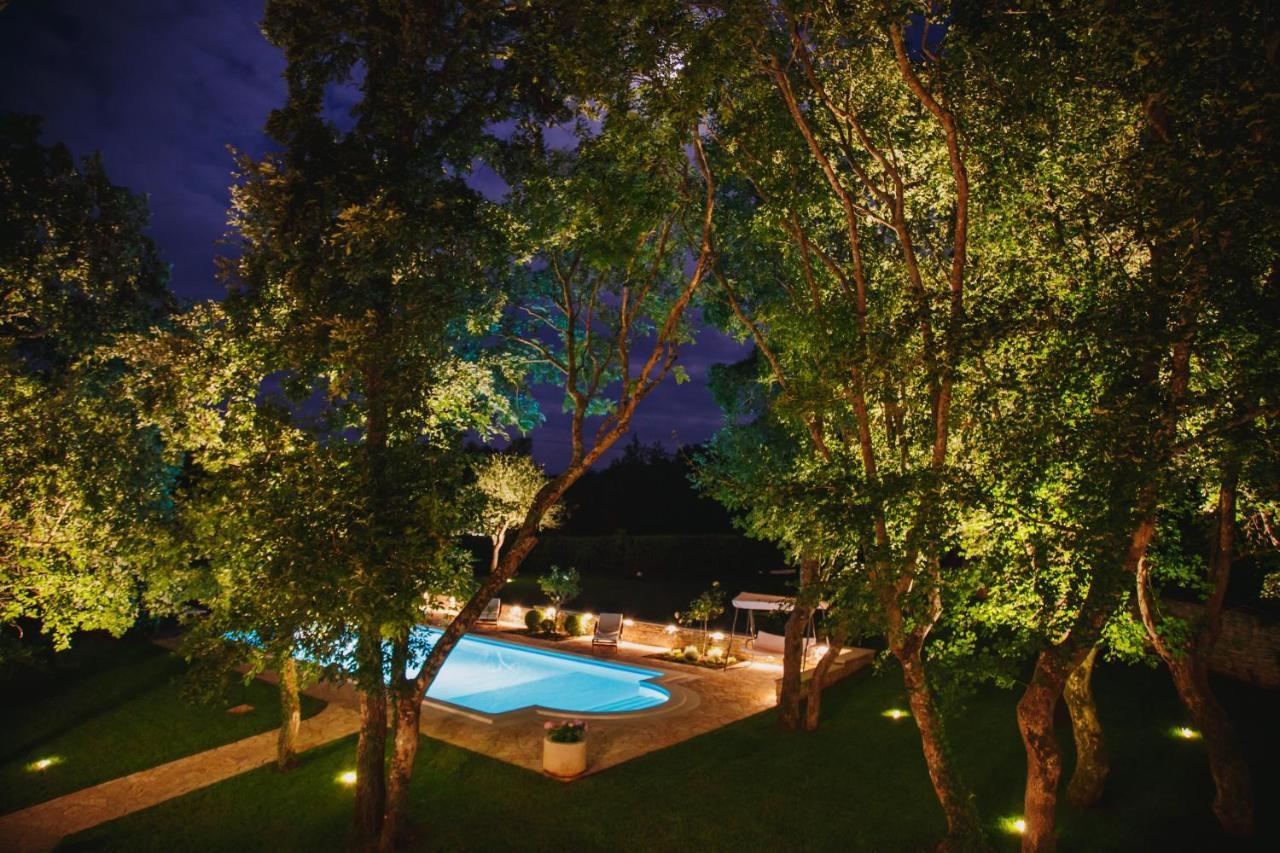 Tinjan Villa Kringa מראה חיצוני תמונה